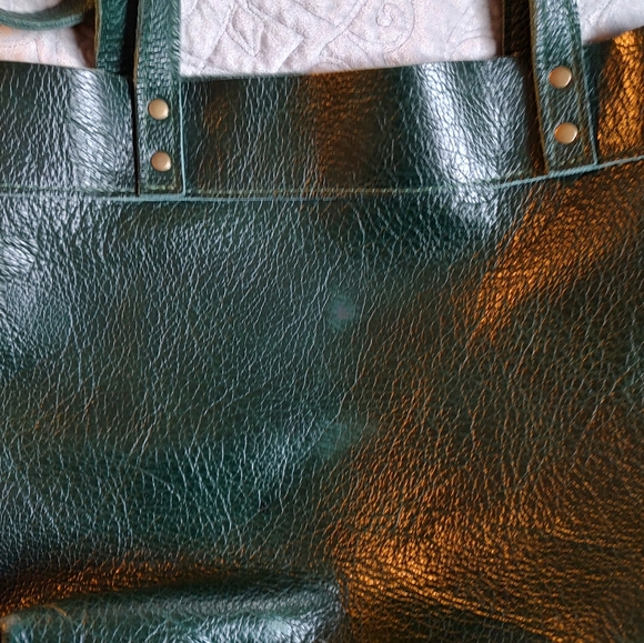 PLG Forest Green Montana Tote - Picture 2 of 4